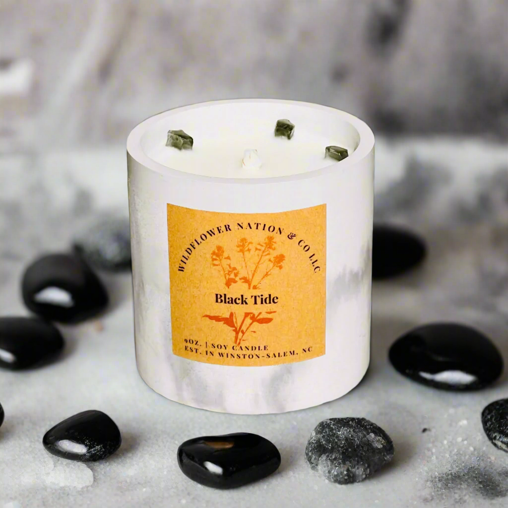 Black Tide - Warm Sandalwood, Rich Dark Musk, Salty Sea